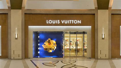 suhali le fabuleux louis vuitton|Louis Vuitton manila solaire.